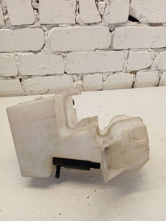 Windshield washer fluid reservoir/tank 7H0955453
