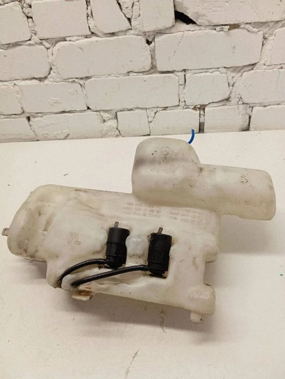 Windshield washer fluid reservoir/tank 6388691120