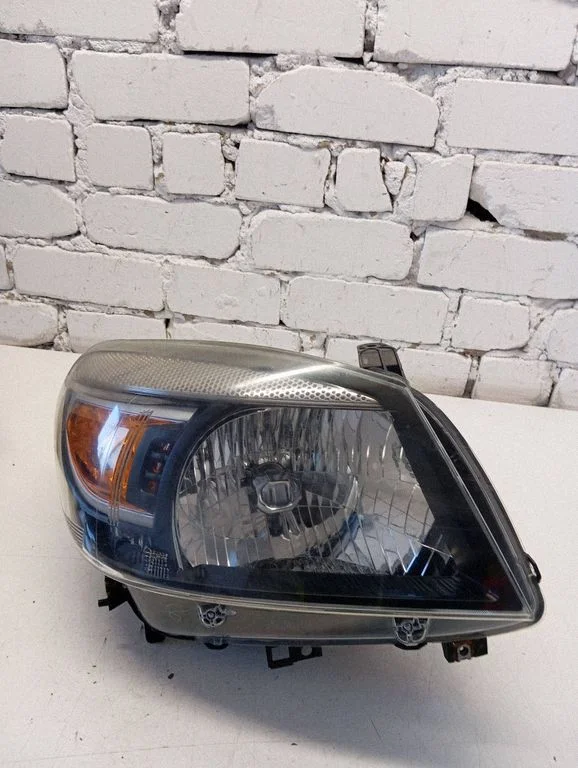Headlight/headlamp – Ford Ranger (2007-2011)