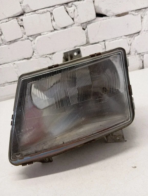 Headlight/headlamp 205510B