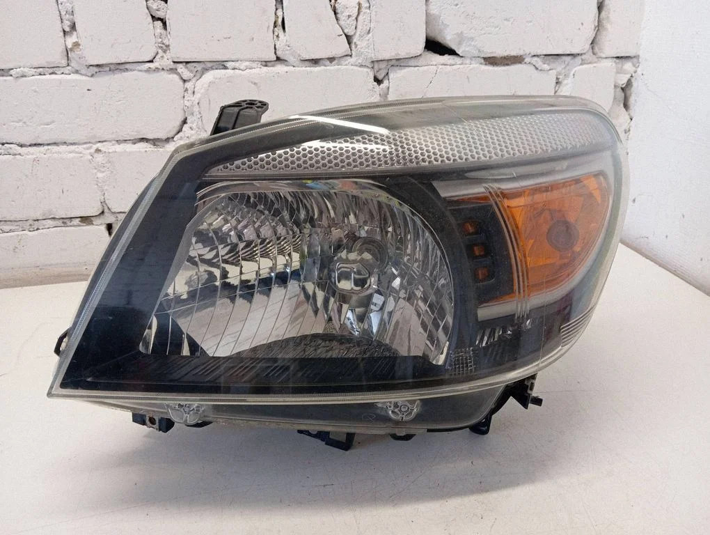 Priekšējais lukturis – Ford Ranger (2007-2011)