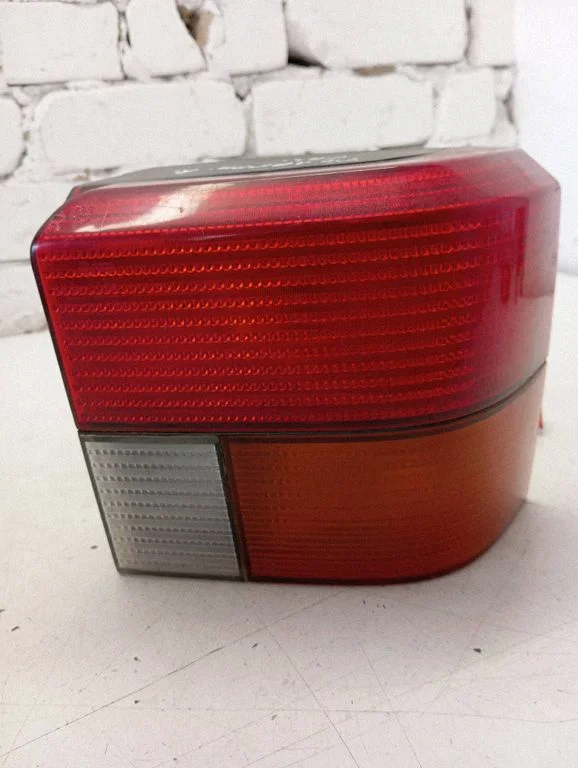 Rear/tail lights 70194511