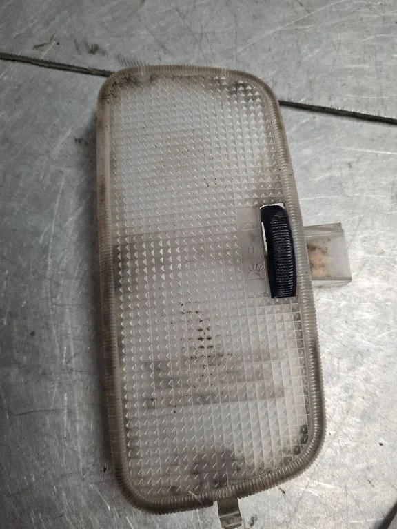 Front seat light 9018200101