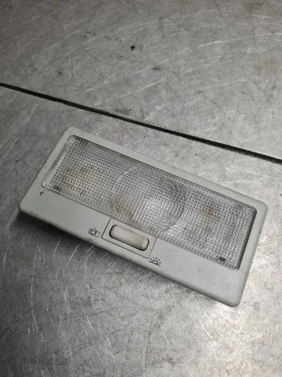 Front seat light 2357947111