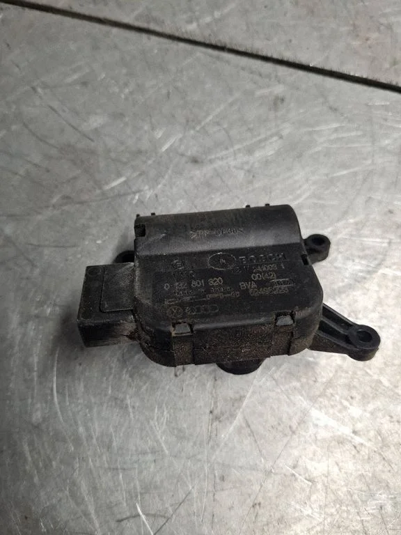 Air flap motor/actuator 0132801820