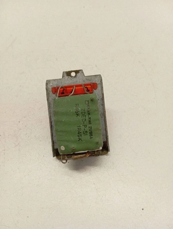 Heater blower motor/fan resistor 701959263C