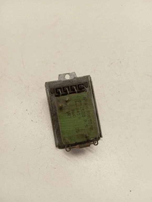 Heater blower motor/fan resistor 701959263