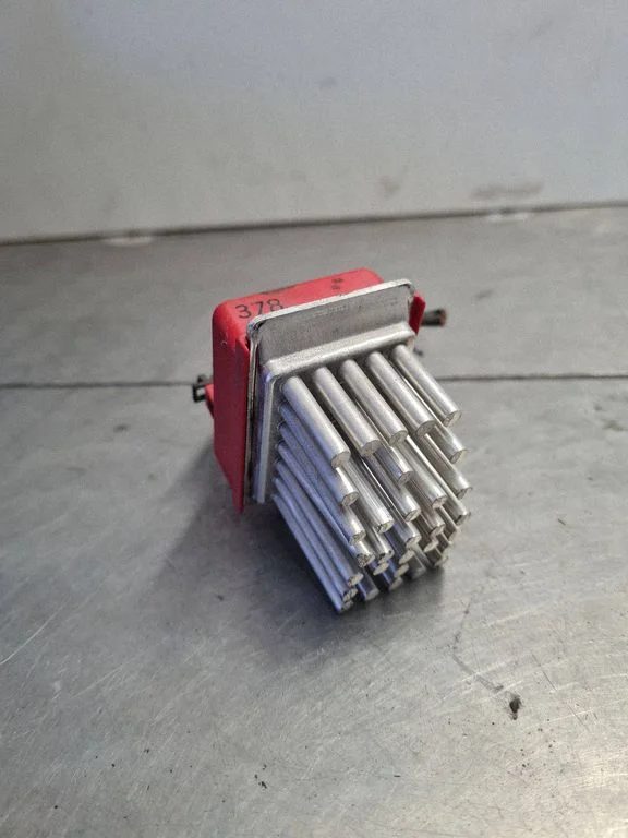 Heater blower motor/fan resistor 1J0907521