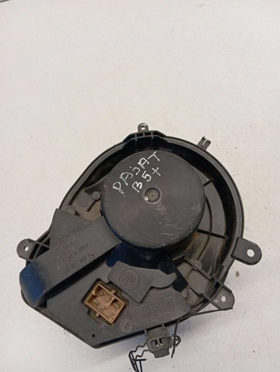 Krāsniņas ventilators/pūtējs 740221233F