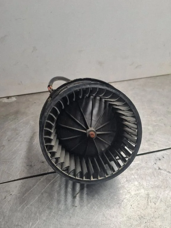 Heater fan/blower 701819021B