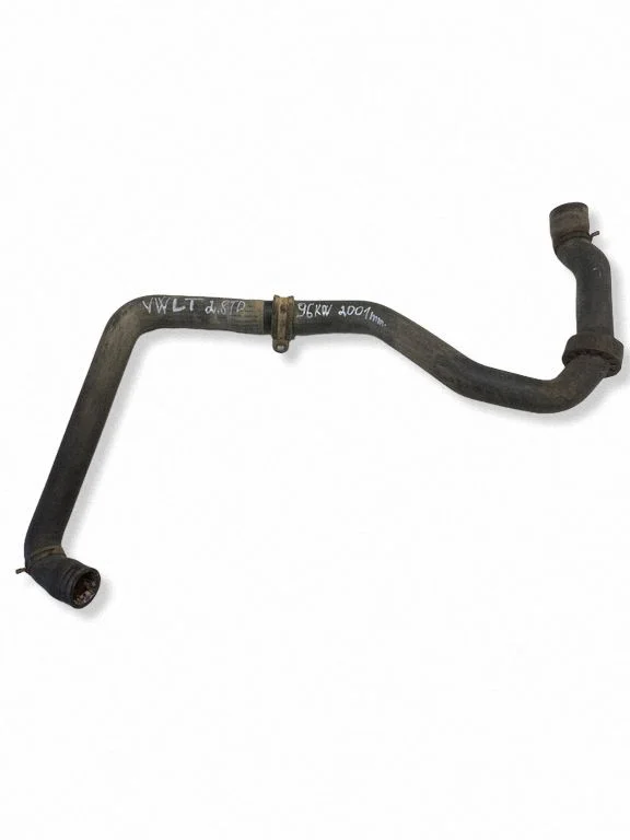 Engine coolant pipe/hose