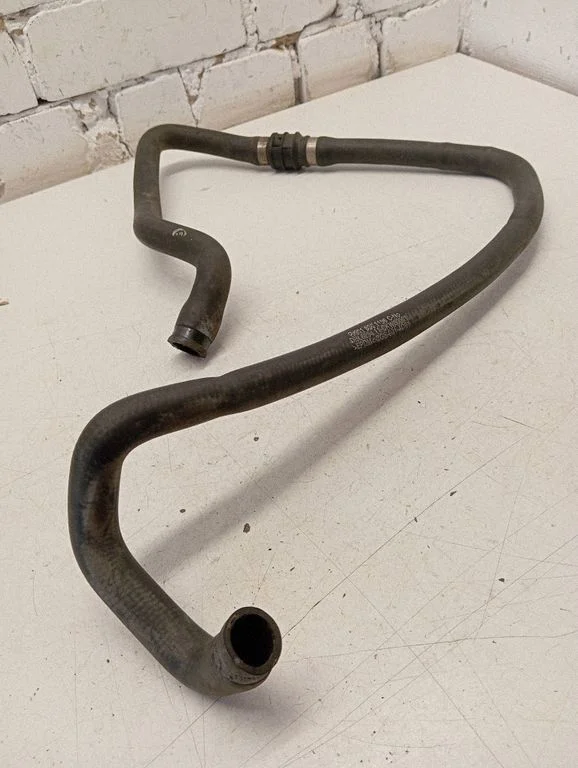 Engine coolant pipe/hose 9018301196