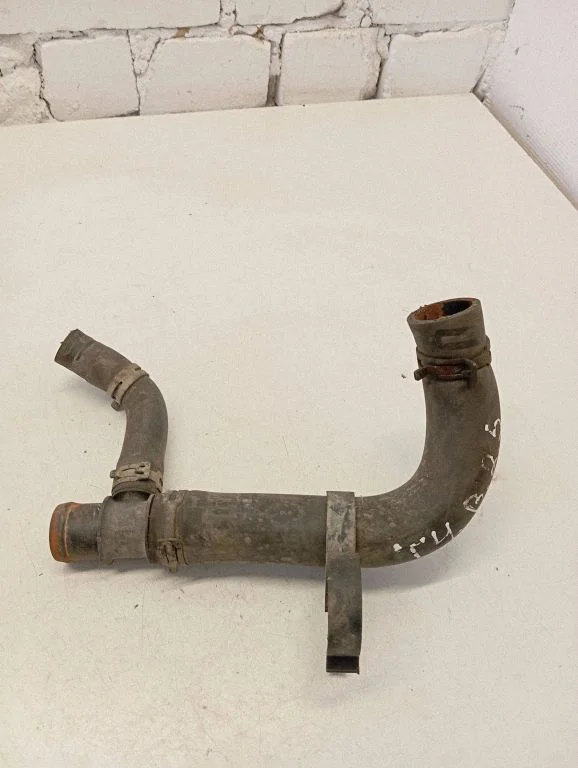 Engine coolant pipe/hose 323220