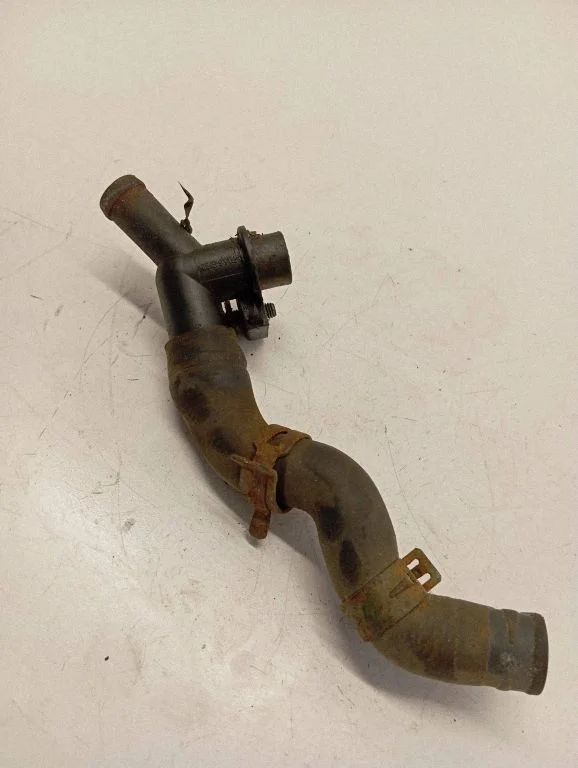 Engine coolant pipe/hose 074121073N
