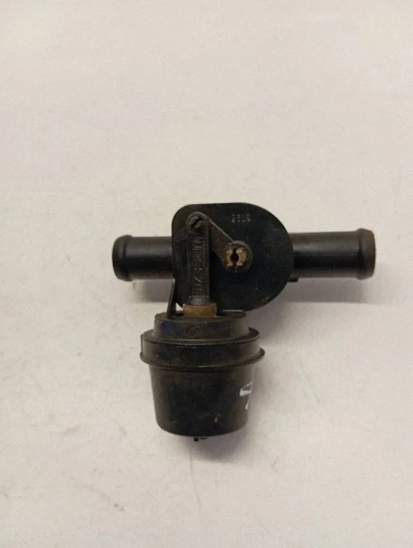 Engine coolant pipe/hose 701121805