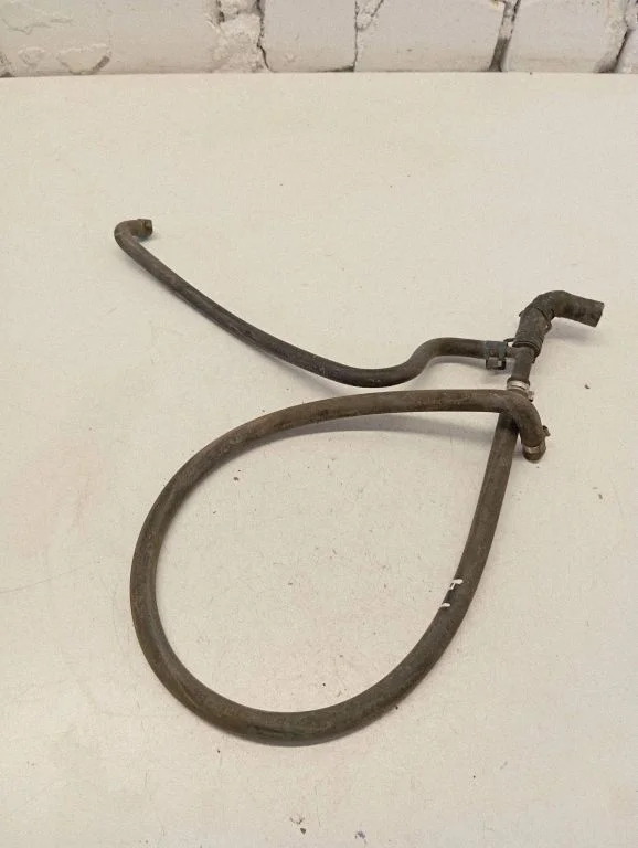 Engine coolant pipe/hose 074121068D