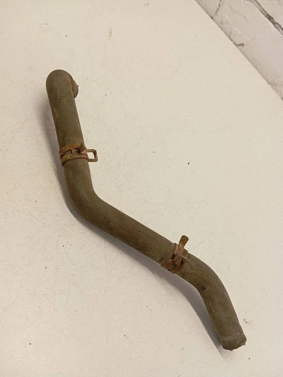 Engine coolant pipe/hose 701819373A