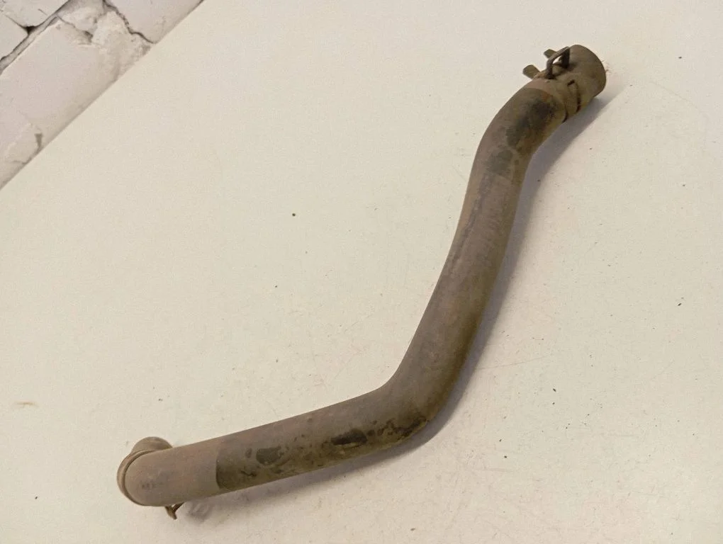 Motora dzesēšanas caurule (-es)/šļūtene (-es) 701819373A