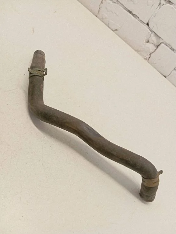 Engine coolant pipe/hose 701819373L