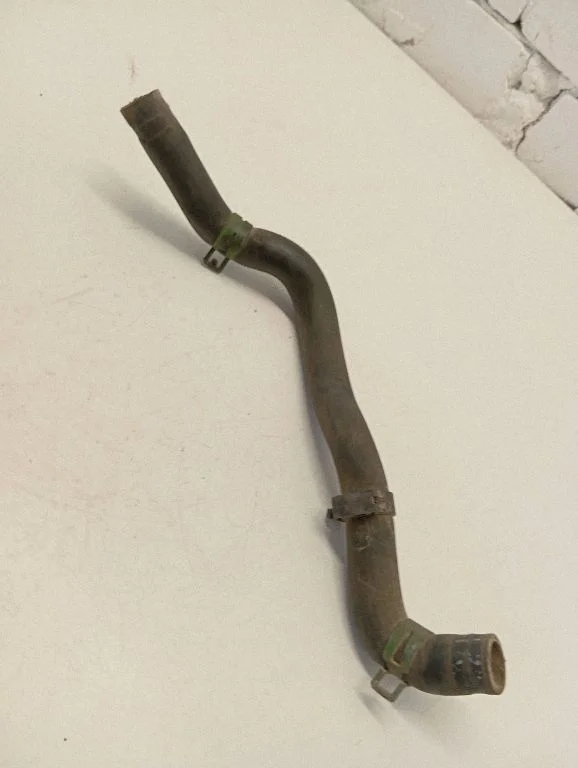 Engine coolant pipe/hose 701819373A