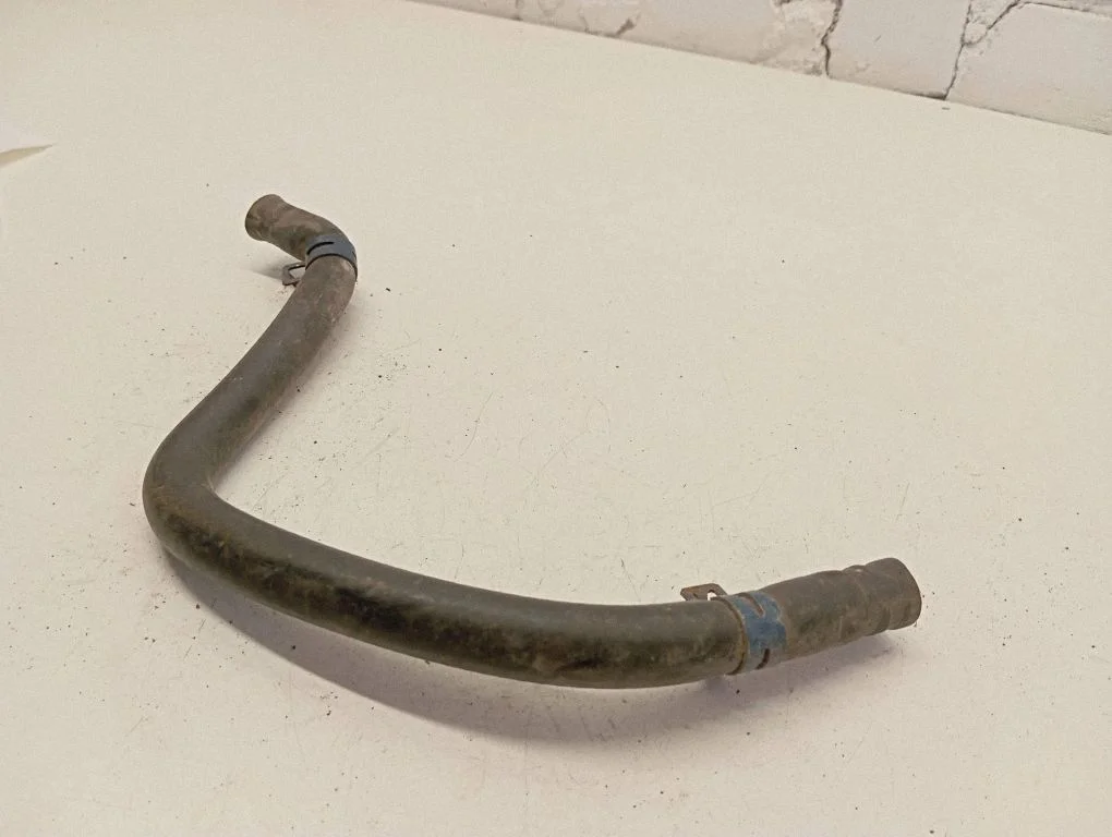 Engine coolant pipe/hose 074121109A