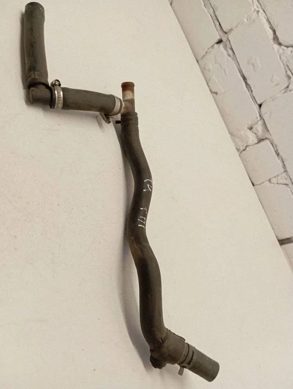 Engine coolant pipe/hose 701819378C