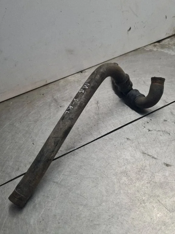 Motora dzesēšanas caurule (-es)/šļūtene (-es)