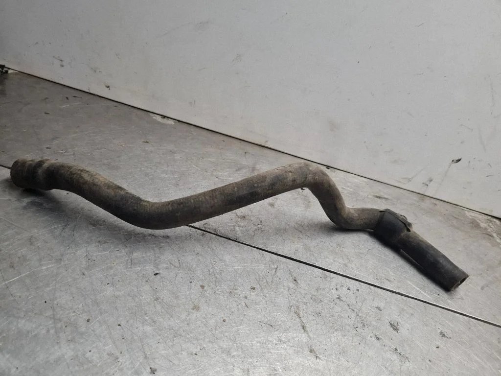 Engine coolant pipe/hose 074121073L