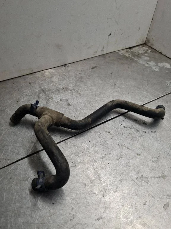 Motora dzesēšanas caurule (-es)/šļūtene (-es) 357121109G