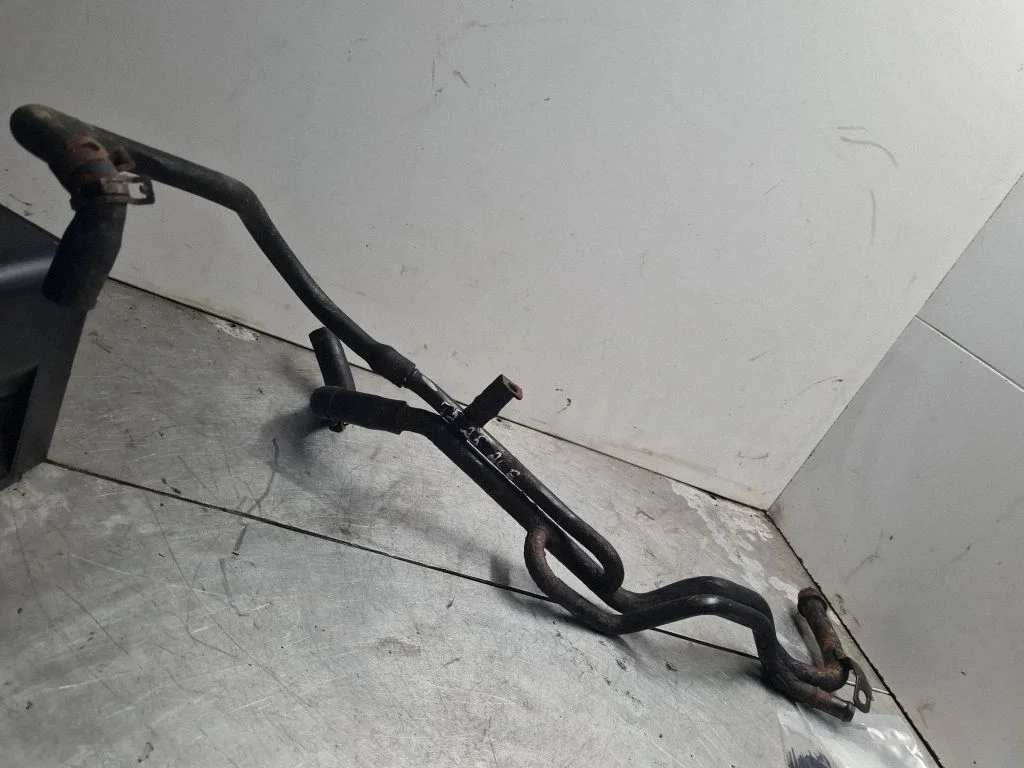 Engine coolant pipe/hose 7H0121073G