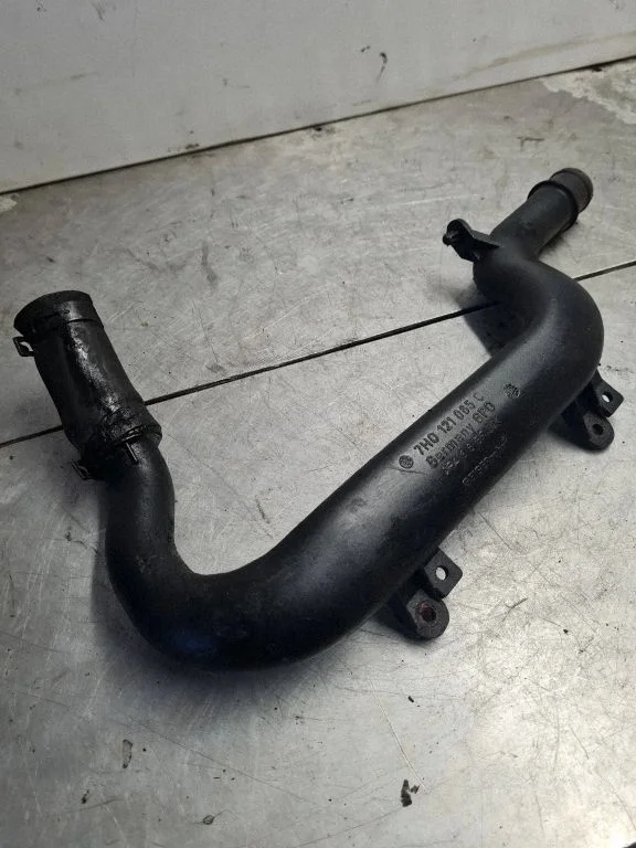 Engine coolant pipe/hose 7H0121065C