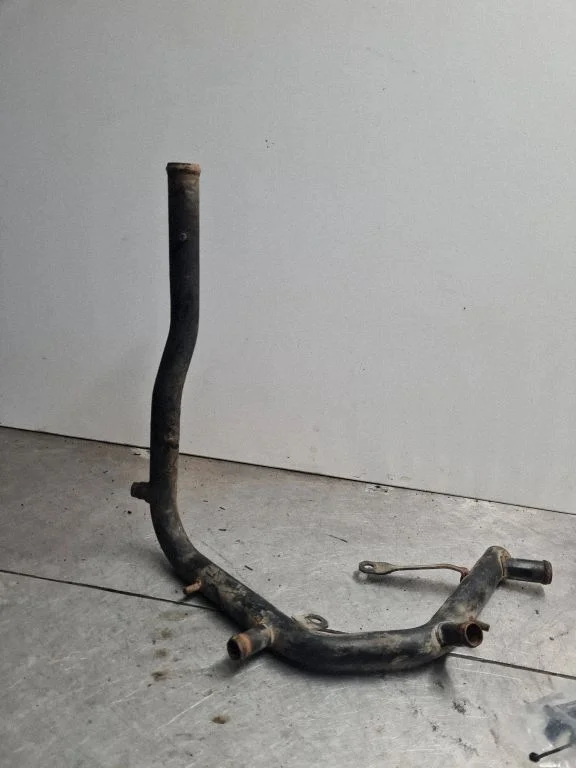 Engine coolant pipe/hose 044121065H