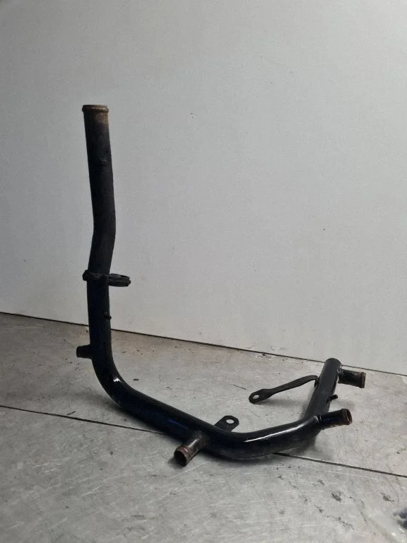 Mootori jahutusvedeliku toru / voolik 028121065H