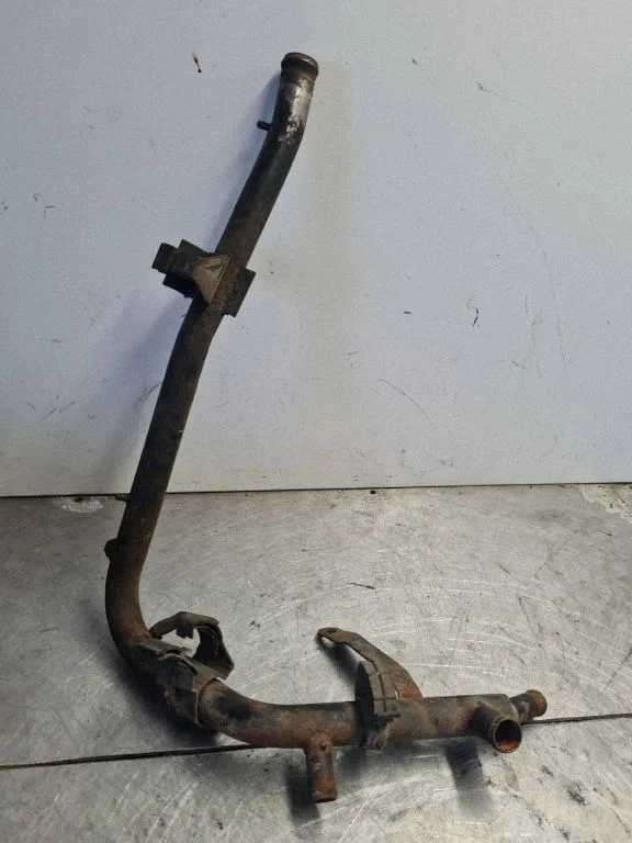 Engine coolant pipe/hose 074121065AE