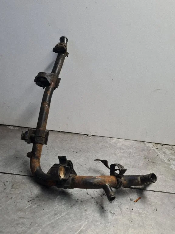Engine coolant pipe/hose 074121065AE