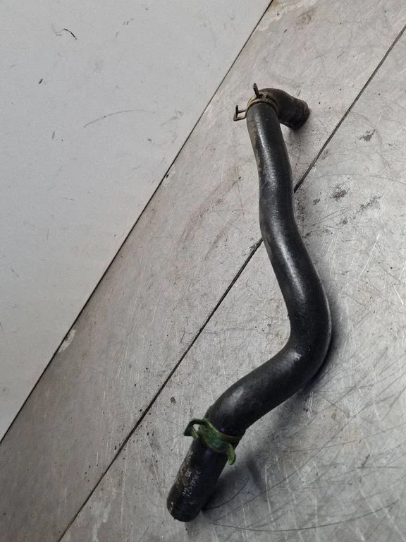 Engine coolant pipe/hose 701819373L