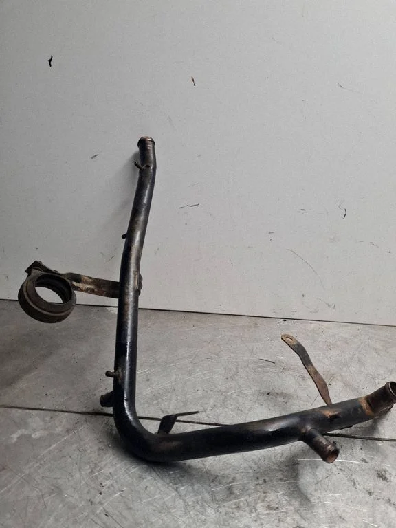 Przewody układu chłodzenia silnika 074121065L