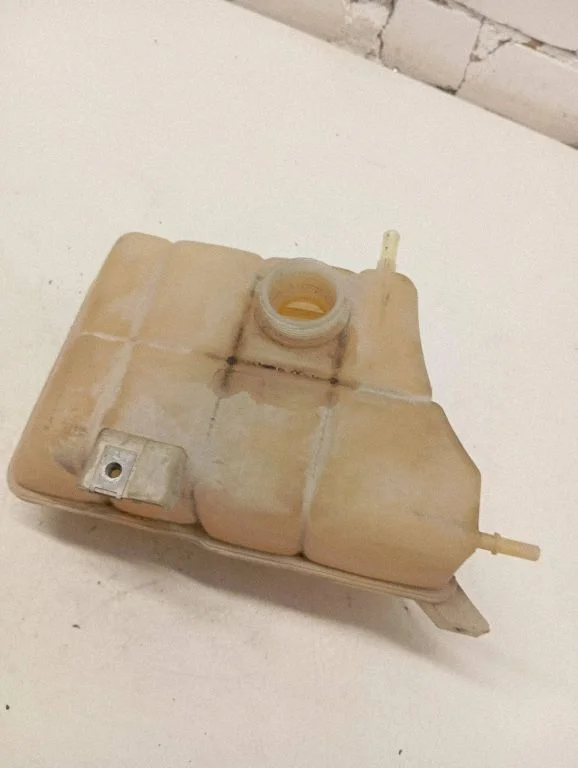 Coolant expansion tank/reservoir – Ford Ranger (2012-2018)