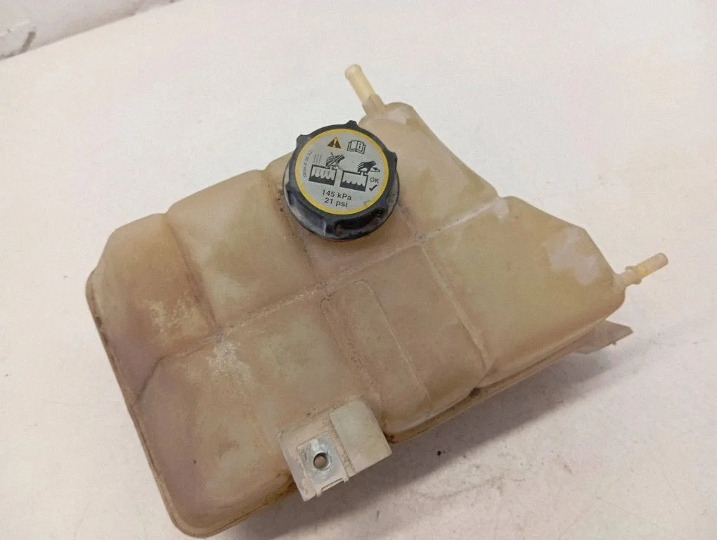 Coolant expansion tank/reservoir – Ford Ranger (2012-2018)