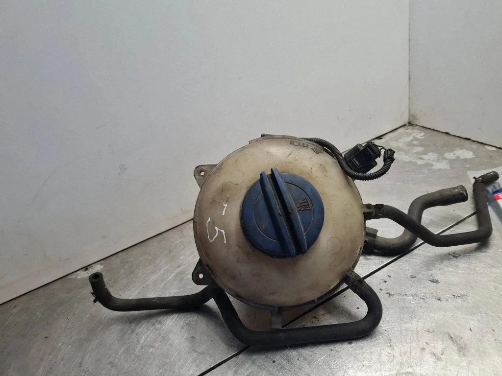 Coolant expansion tank/reservoir – Volkswagen Transporter - Caravelle T5 (2003-2015)