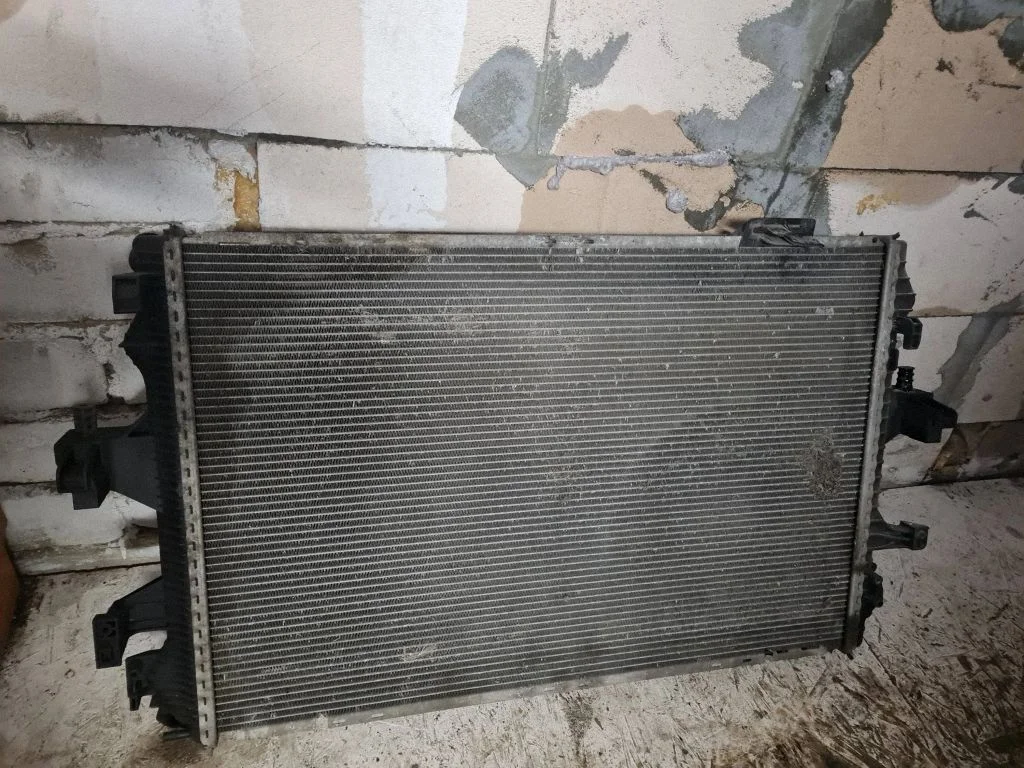 Coolant radiator 7H0121253J