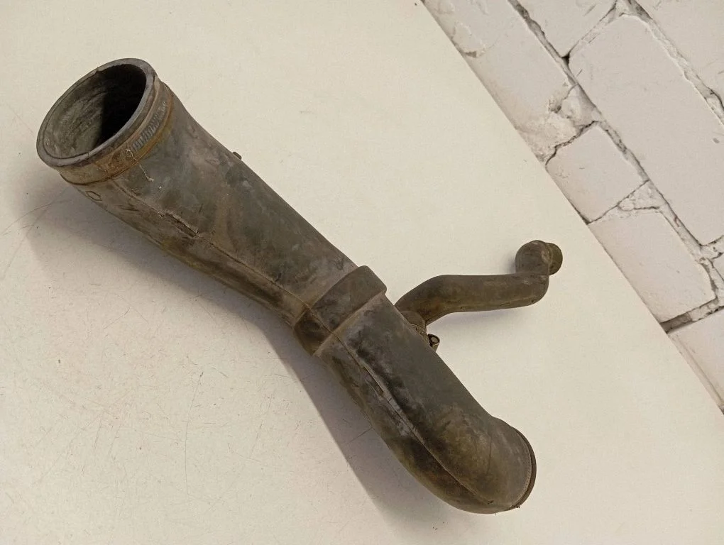 Intercooler hose/pipe 028129627E