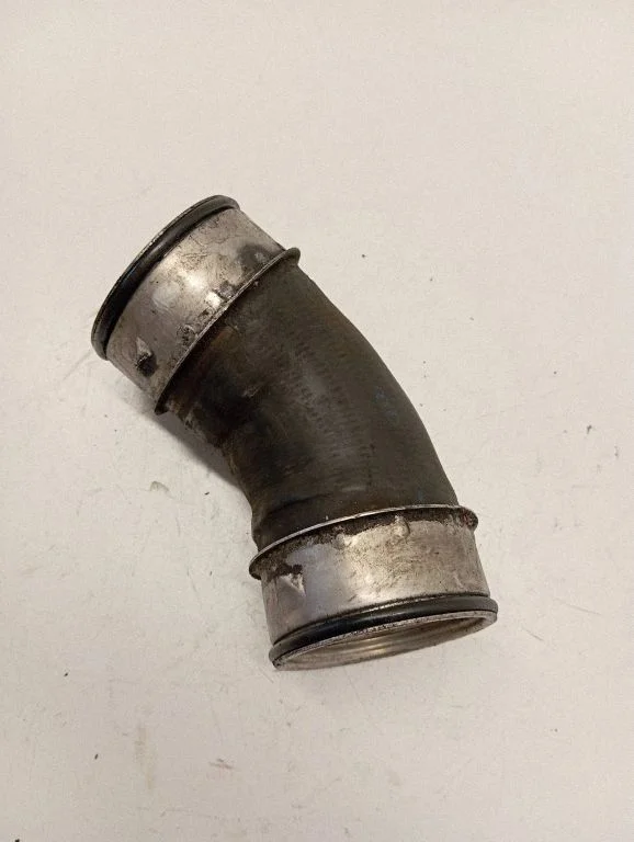 Vahejahuti voolik (-ud)/ toru (-d) – Volkswagen Transporter - Caravelle T5 (2003-2015)