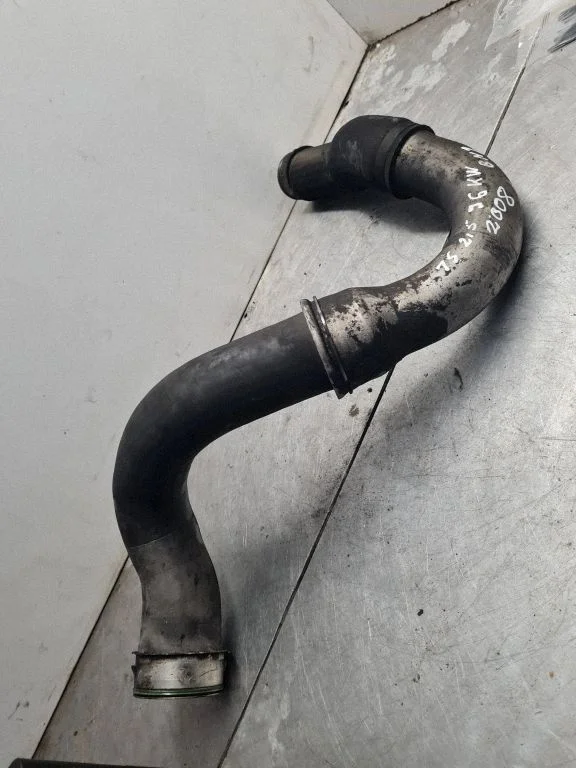 Wąż / rura intercoolera S4074C