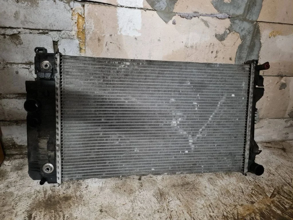 Intercooler radiator – Mercedes-Benz Vito Viano W639 (2003-2014)