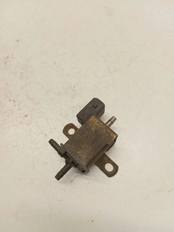 Turbo solenoid valve 023906263A