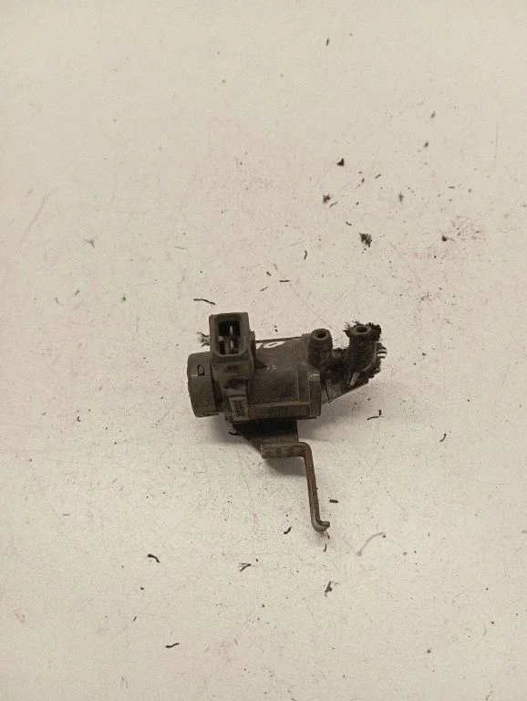 Zawór elektromagnetyczny turbo 701906287E