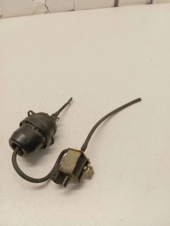 Zawór elektromagnetyczny turbo 72169313