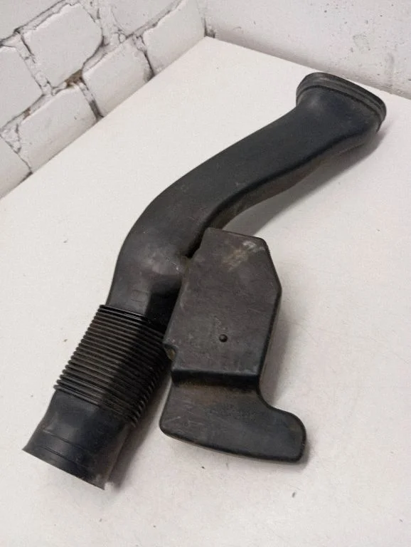Air intake duct part A1370900332