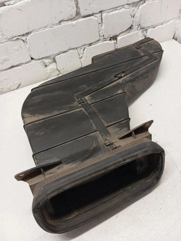 Air intake duct part 6C1118713
